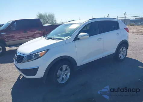 2013 Kia Sportage Lx z USA, uszkodzony, nr VIN KNDPB3A21D7528976